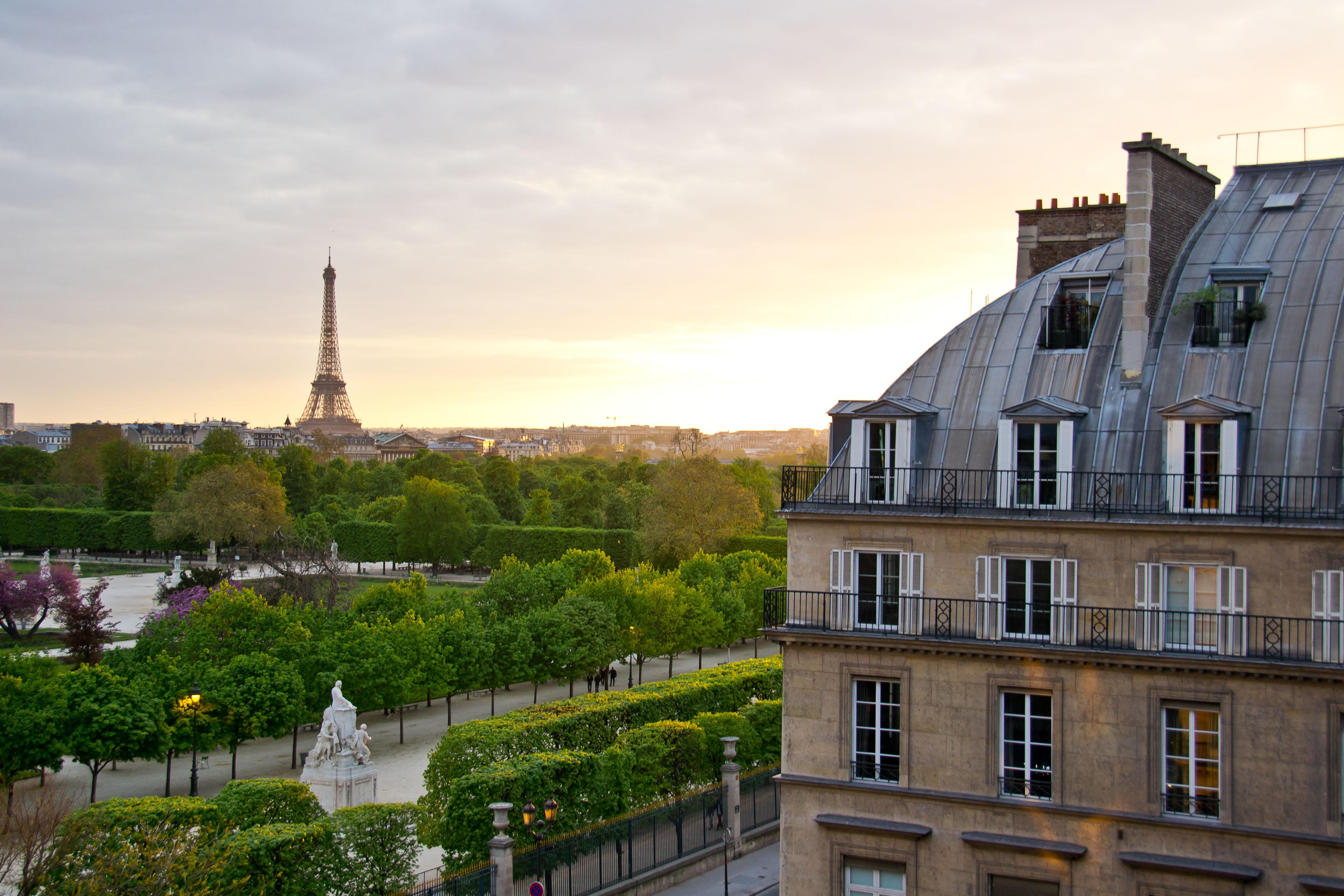 Отель Regina Louvre Париж, Франция – забронировать сейчас, цены 2024 года